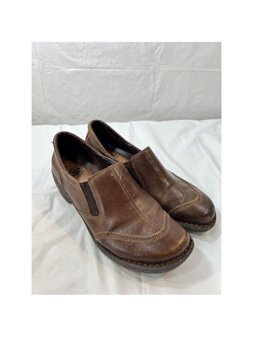 Earth Origins Brown Leather Veronica Slip Ons Women’s Size 9.5 Heel Loafers Shoe